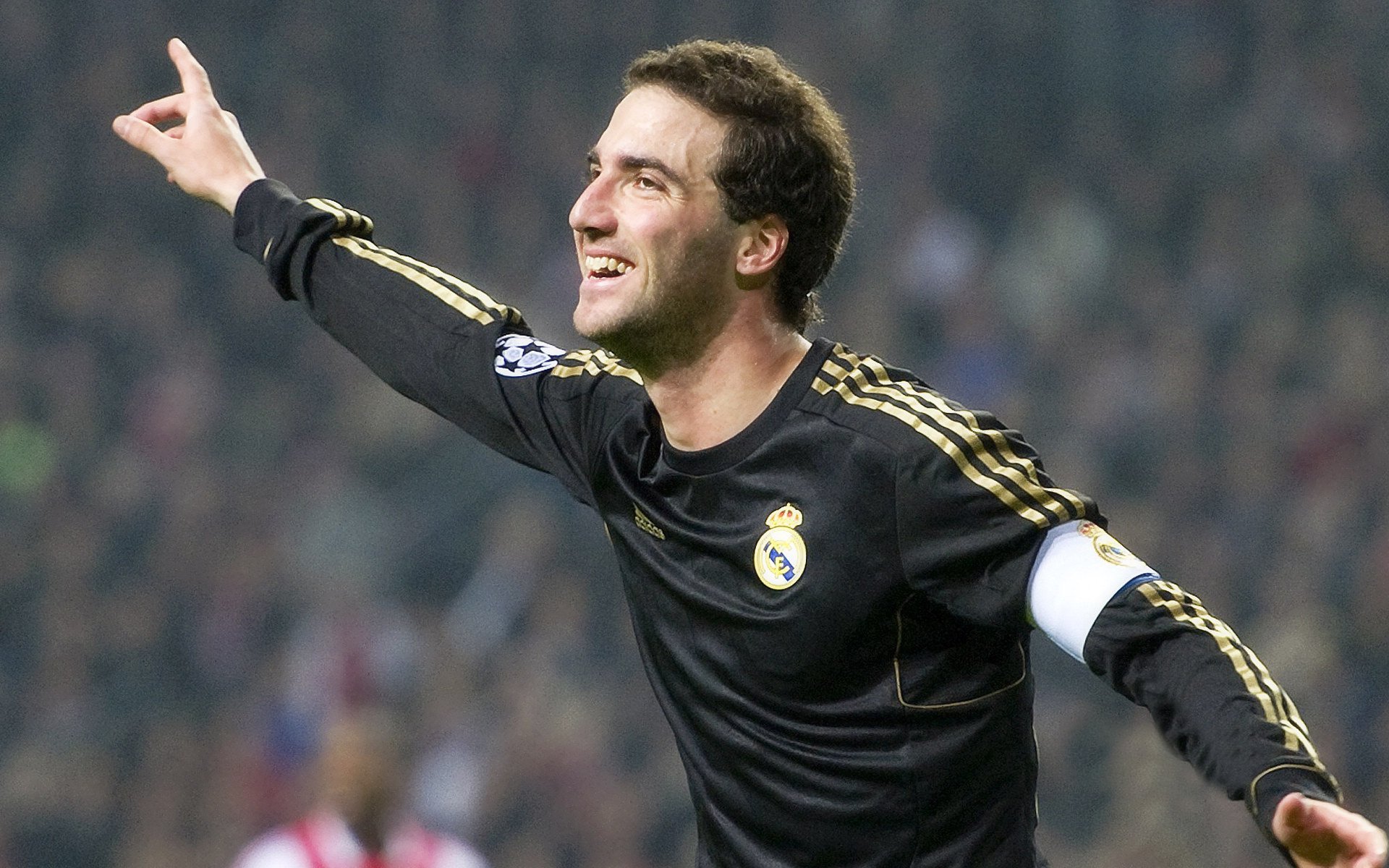 突尼斯斩落威尔士，戈麦斯打出统治级数据，诠释何为非典型胜利