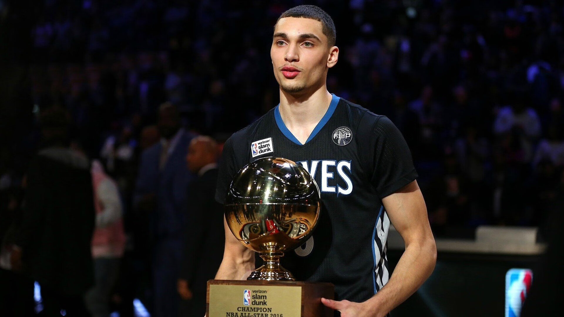 新王登基!拉梅洛·鲍尔关键先生本色尽显,开拓者正面击溃灰熊展露冠军相