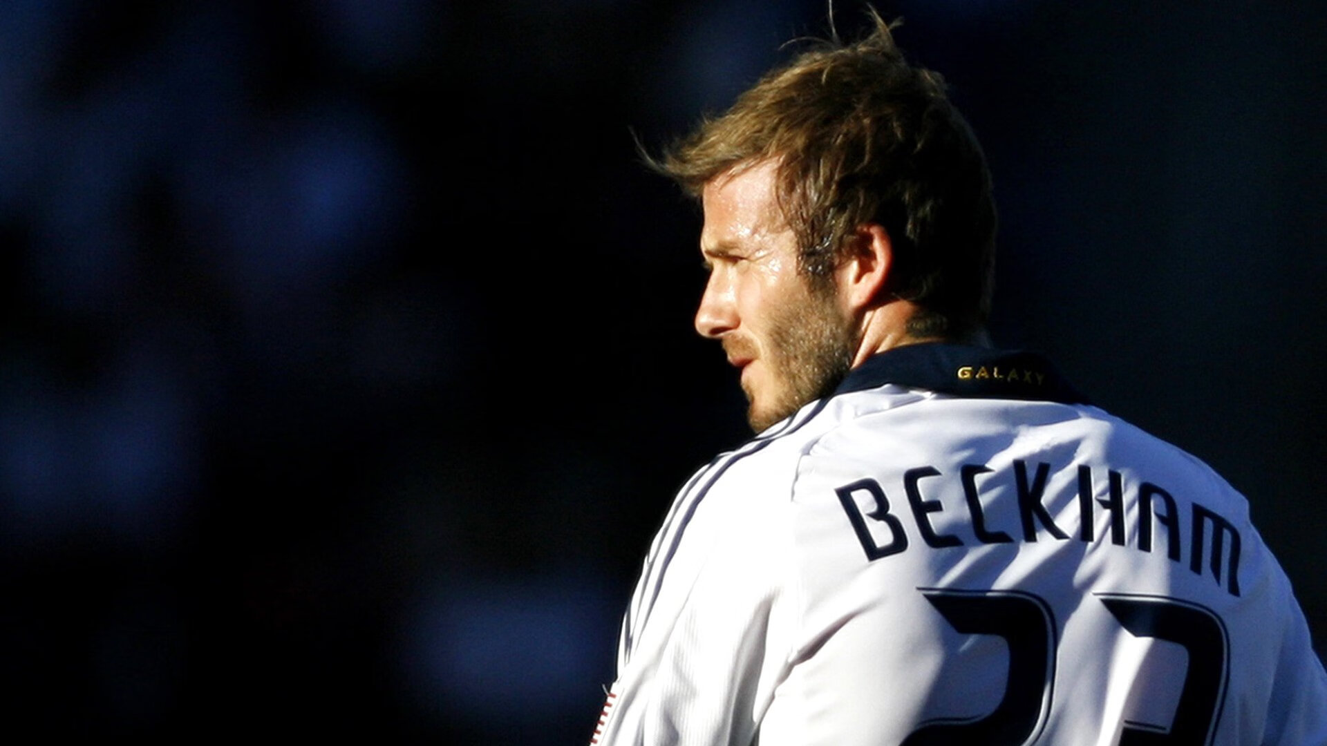 戈麦斯，争冠夜的无名锚点，曼城防线的沉默交响